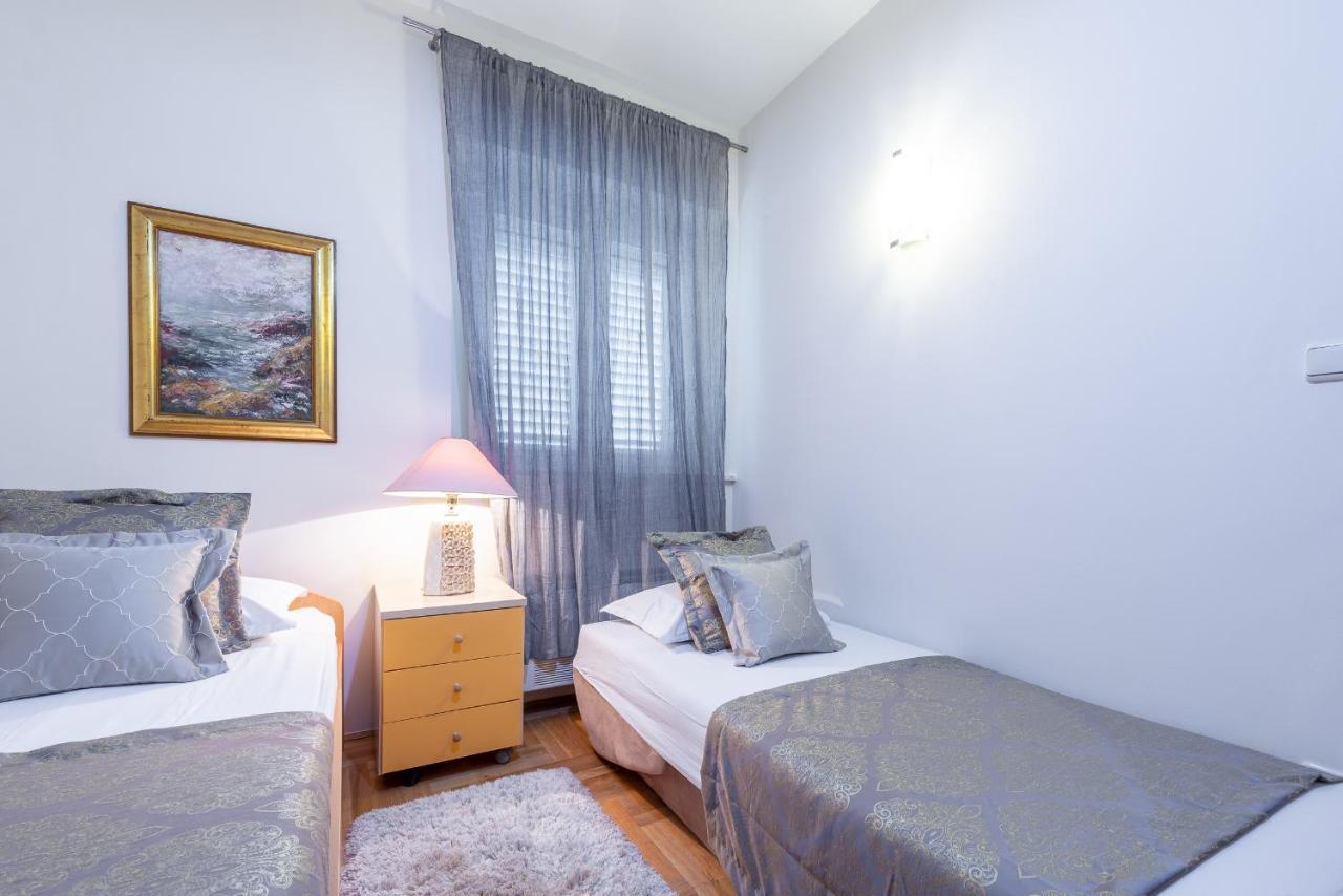 Superior Stunning Apartment Gravosa With A Free Parking Dubrovnik Kültér fotó