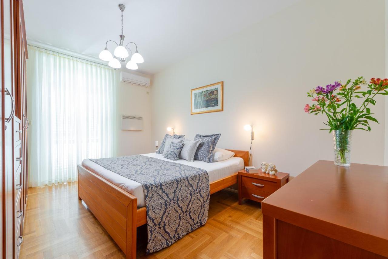 Superior Stunning Apartment Gravosa With A Free Parking Dubrovnik Kültér fotó
